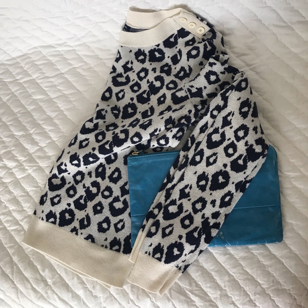 GAP cheetah print sweater
